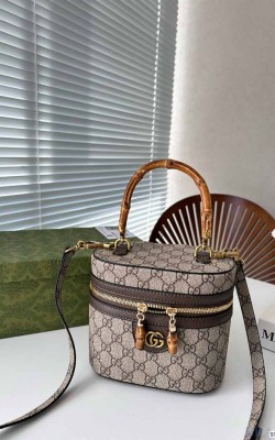   תיק גוצי מושלם במגוון צבעים 20/16 ס"מ