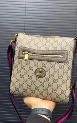 תיק גוצי שתי צבעים