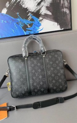 תיק למחשב נייד 