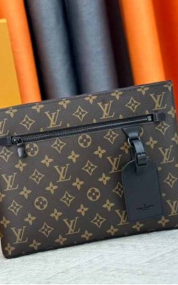 קלאץ לואי 30/22 ס"מ