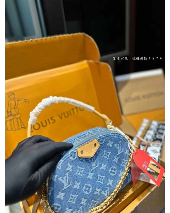 תיק לואי