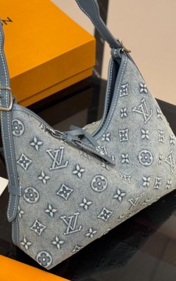 תיק לואי 31/26 ס"מ