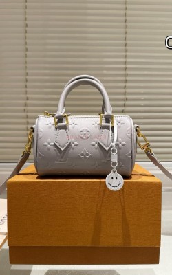 תיק לואי 16 ס"מ