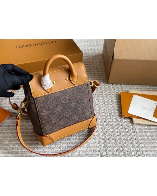 תיק לואי 16.5/20/8.5 ס