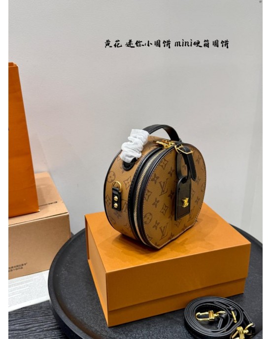 תיק לואי  13/11 16/15 18/17 ס