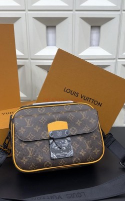 תיק לואי 24/17 ס"מ