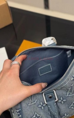 תיק לואי 24/14 ס"מ