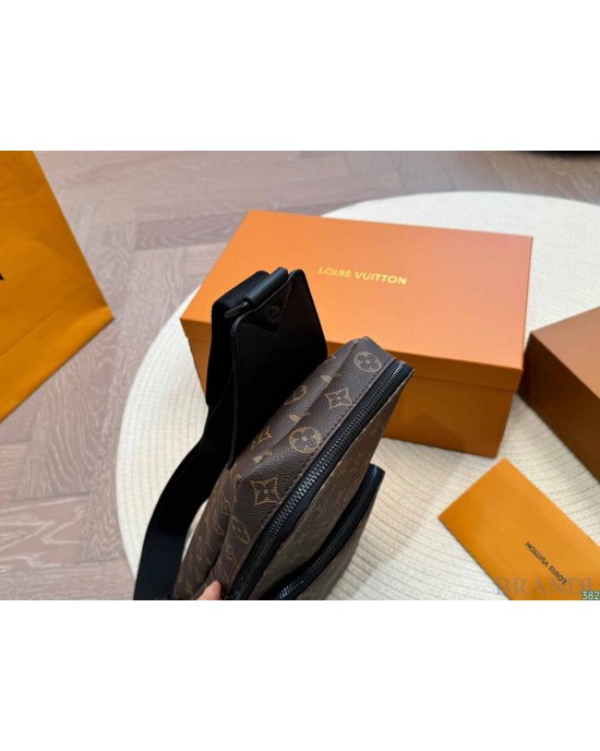 תיק לואי צד