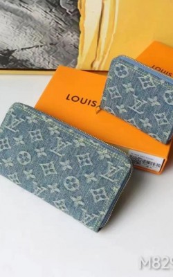 ארנק לואי ויטון גינס שתי גדלים