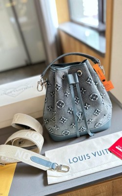 תיק לואי 25 ס"מ