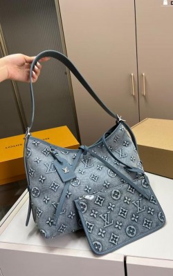 תיק לואי 28/22 ס"מ