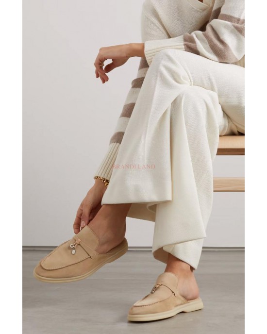 כפכפי לורו פיאנה