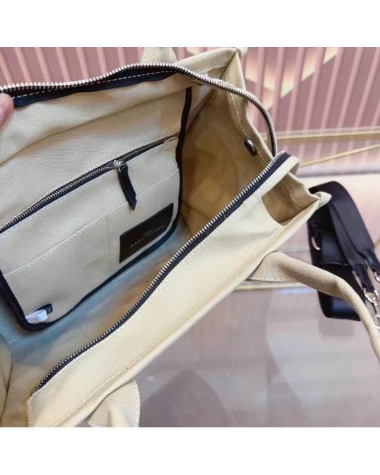 תיק מארק ג'ייקובס