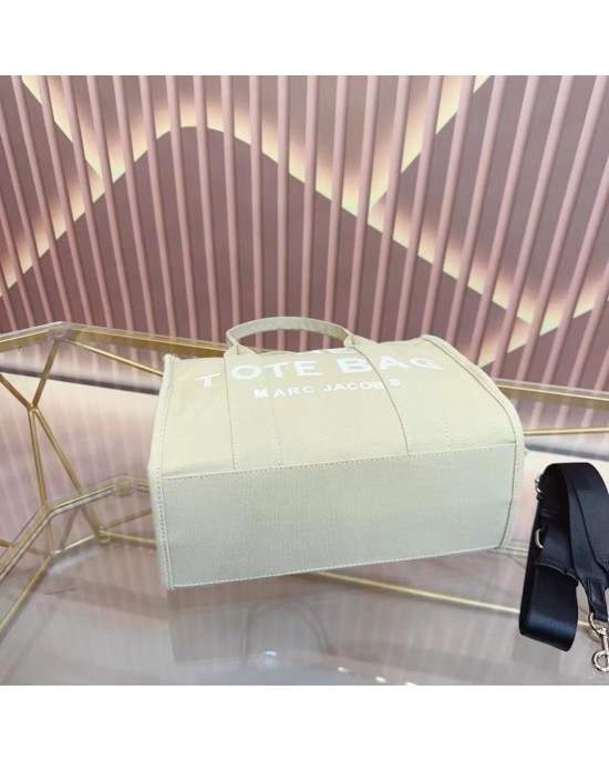 תיק מארק ג'ייקובס