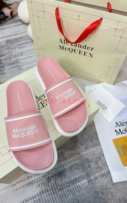 כפכפי מקווין McQueen