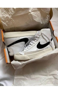 נעלי נייק בלייזר NIKE BLAZER Mid '77