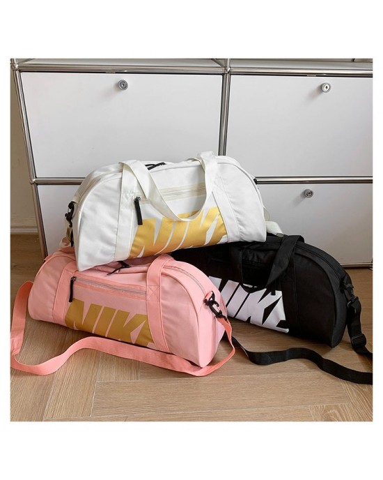 תיק ספורט נייק