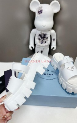 כפכף פראדה פלטפורמה