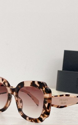 משקפי פראדה