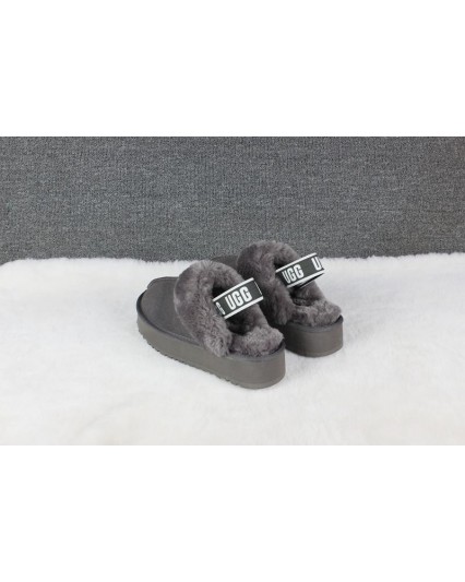 כפכפי UGG פלטפורמה