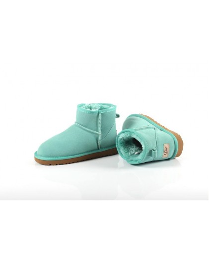 מגפי UGG לנשים 