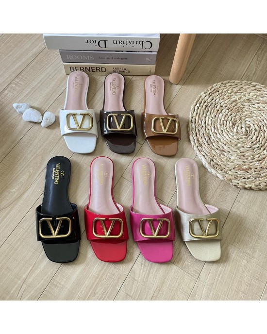 כפכפי ולנטינו 