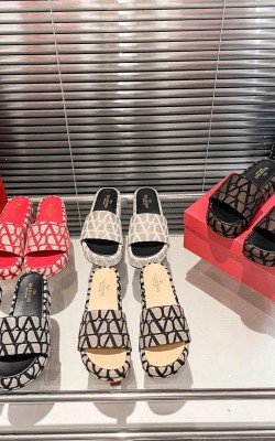 כפכפי ולנטינו