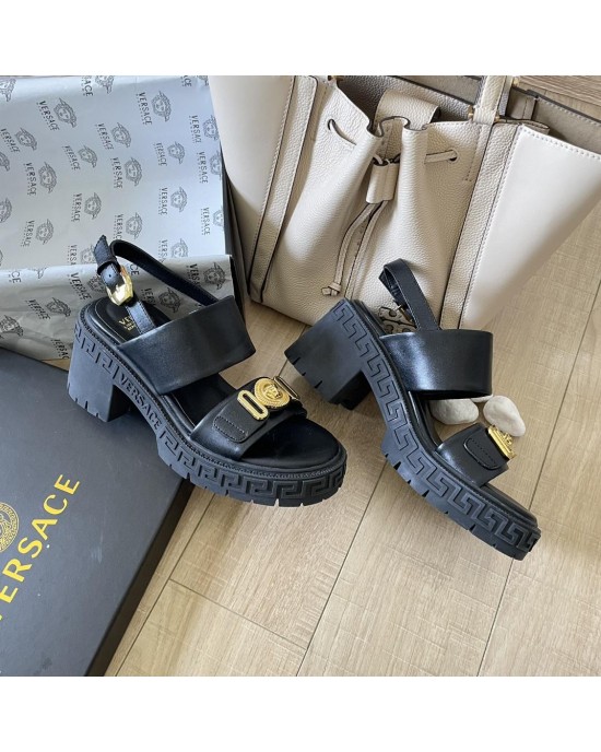 סנדלי עקב  ורסצ'ה