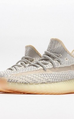 נעלי ייזי אדידס