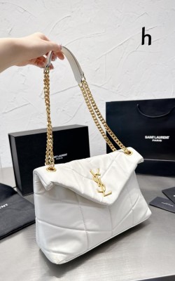 תיק איב סאן לורן