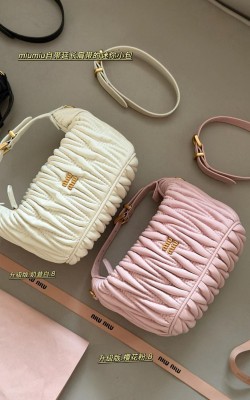 תיק מיו מיו 16/13 ס"מ 