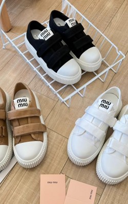 נעלי מיו מיו