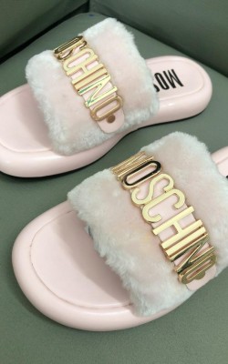 כפכפי מושינו