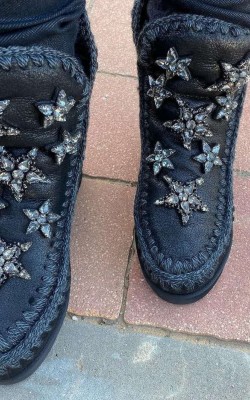 מגפי מו עם עקב פנימי  