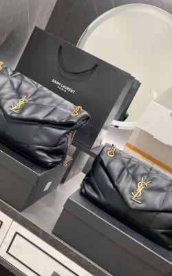 תיק איב סאן לורן