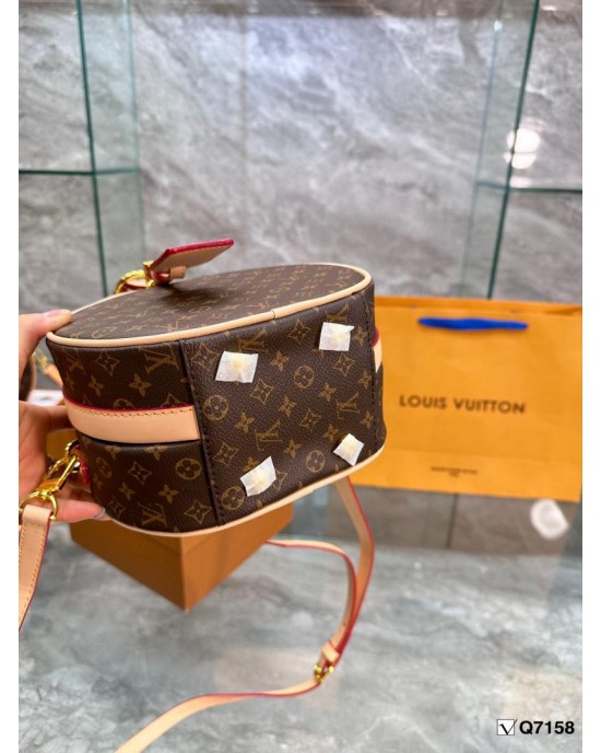 תיק לואי מהמם בשלושה צבעים