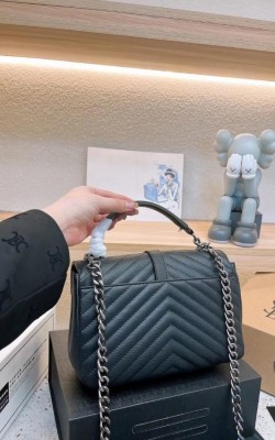 תיק איב סאן לורן