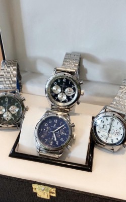 שעוני BREITLING