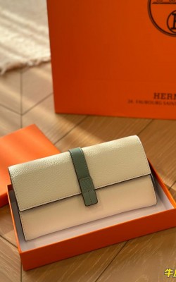 ארנק הרמס במגוון צבעים