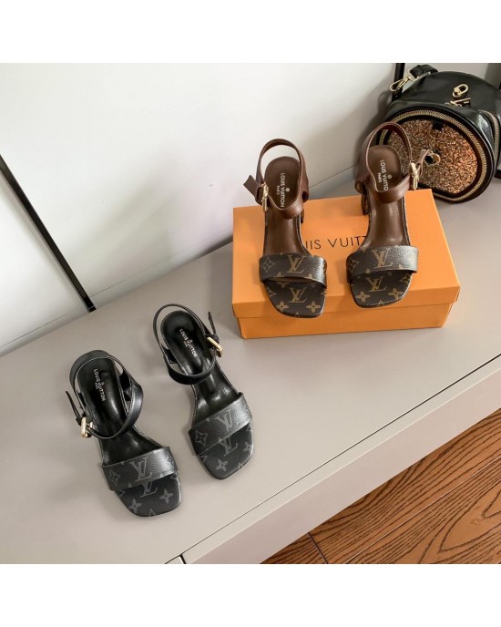 סנדל עקב לואי