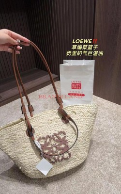 תיק LOEWE