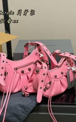 תיק בלנסיאגה 25/12 ו 32/14 ס"מ