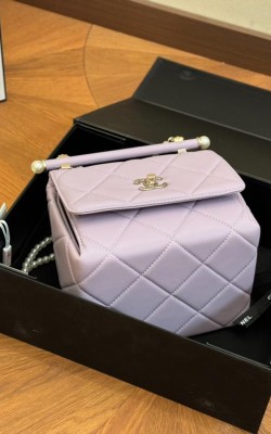 תיק שאנל 18/18 ס"מ