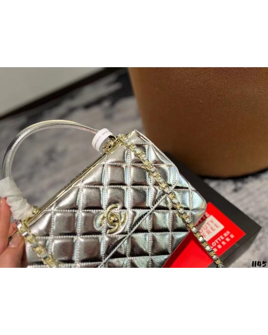 תיק שאנל 24/17 ס