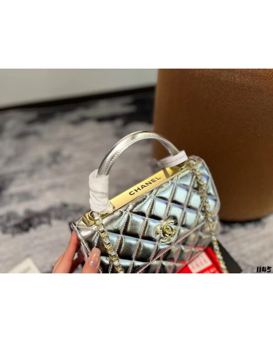 תיק שאנל 24/17 ס