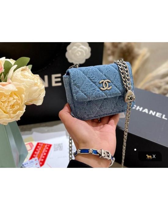 תיק שאנל 12/10 ס