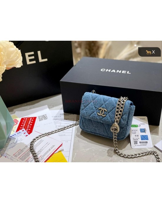 תיק שאנל 12/10 ס