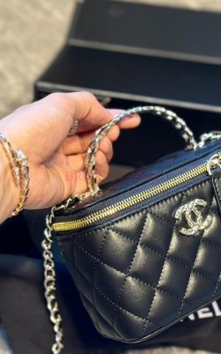 תיק שאנל 16/10/8 ס"מ