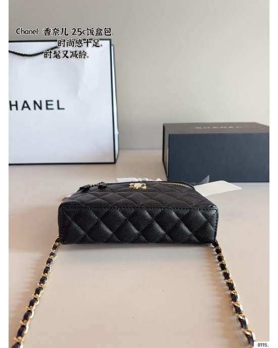 תיק שאנל 20/5/19 ס