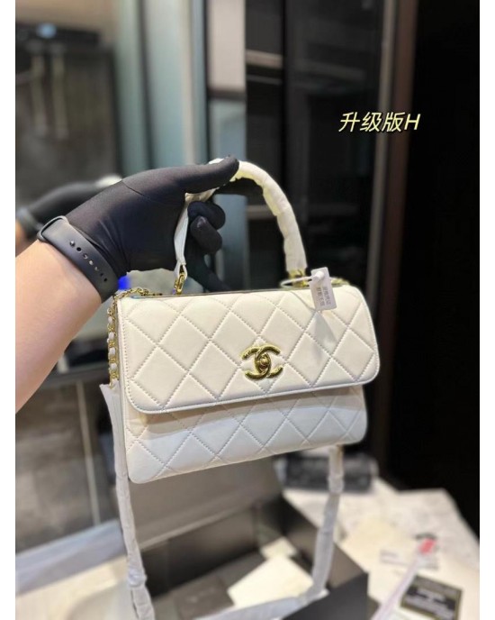 תיק שאנל 24/17 ס